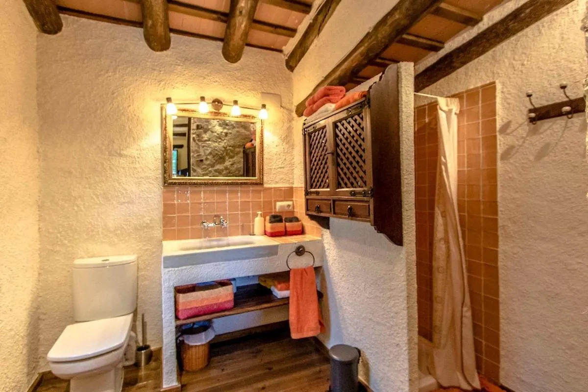 Catalunya Casas Stunning Costa Brava Mountain Retreat And 30Kms Away From The Beach Sant Feliu de Buixalleu Villa